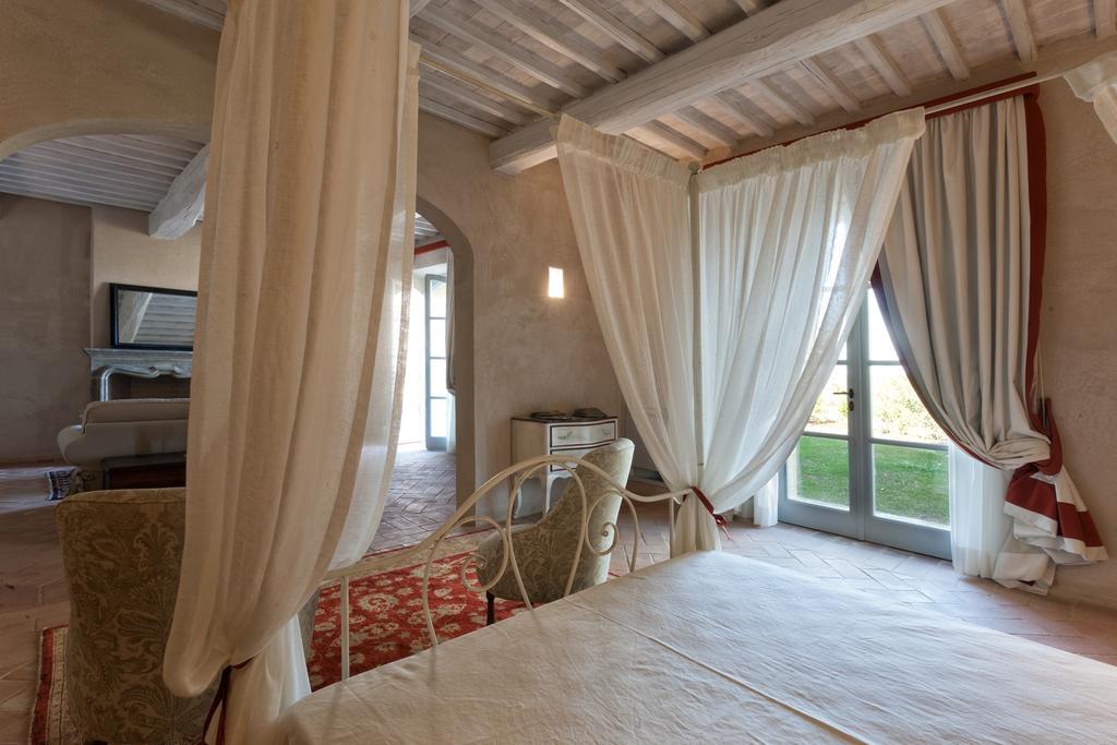 Casanova di Neri Relais Villa Montalcino Bagian luar foto