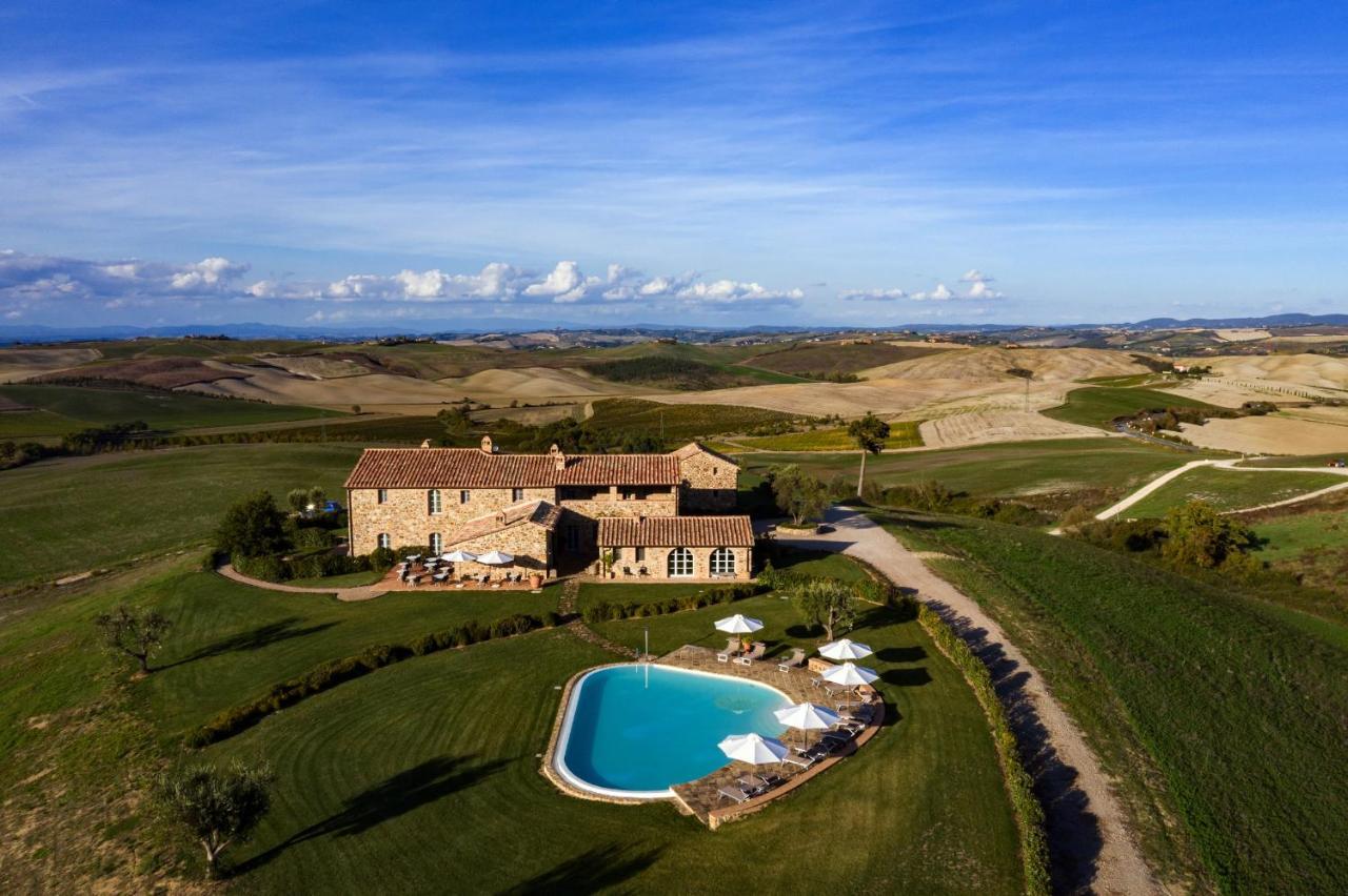 Casanova di Neri Relais Villa Montalcino Bagian luar foto