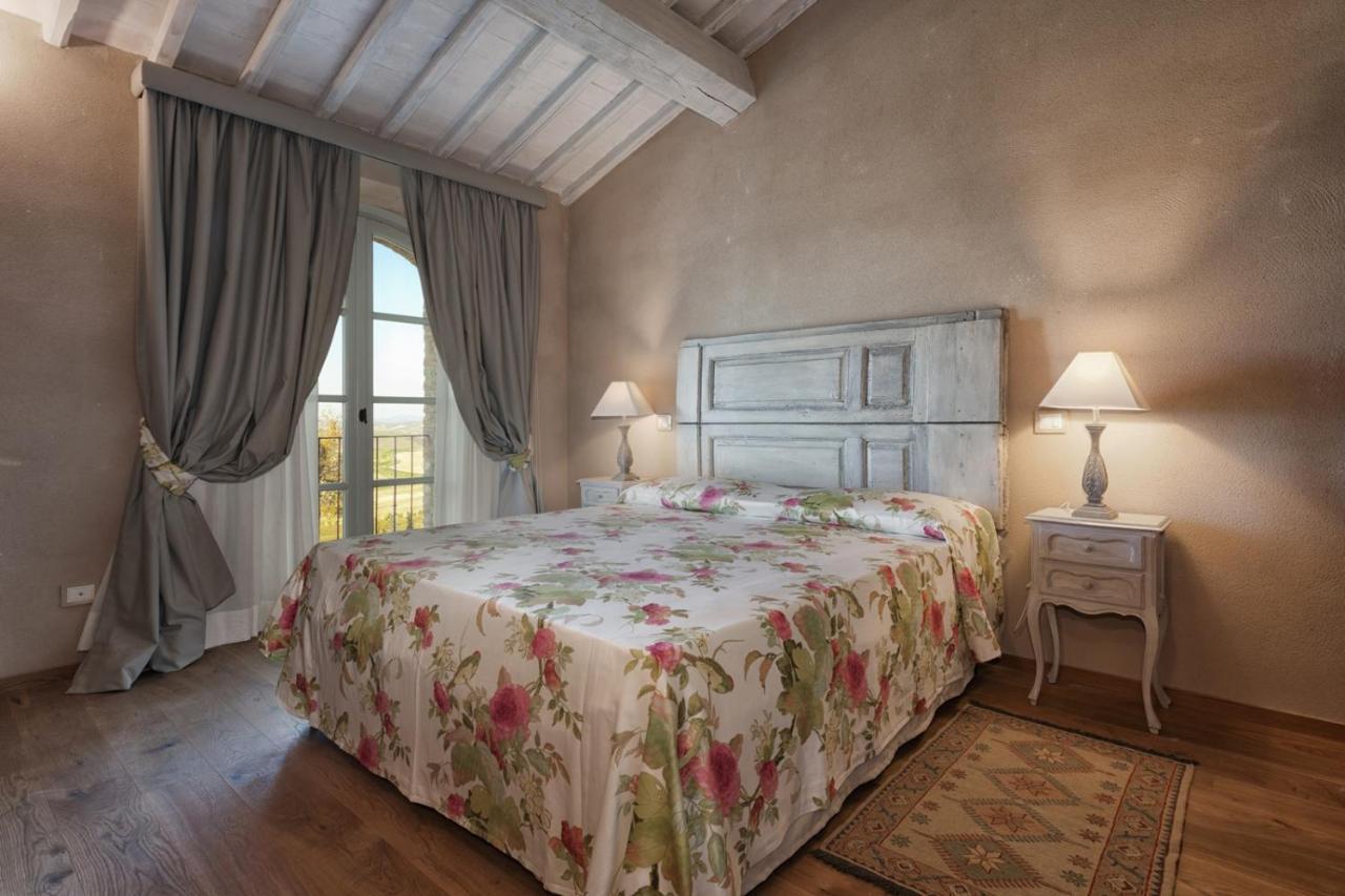 Casanova di Neri Relais Villa Montalcino Bagian luar foto