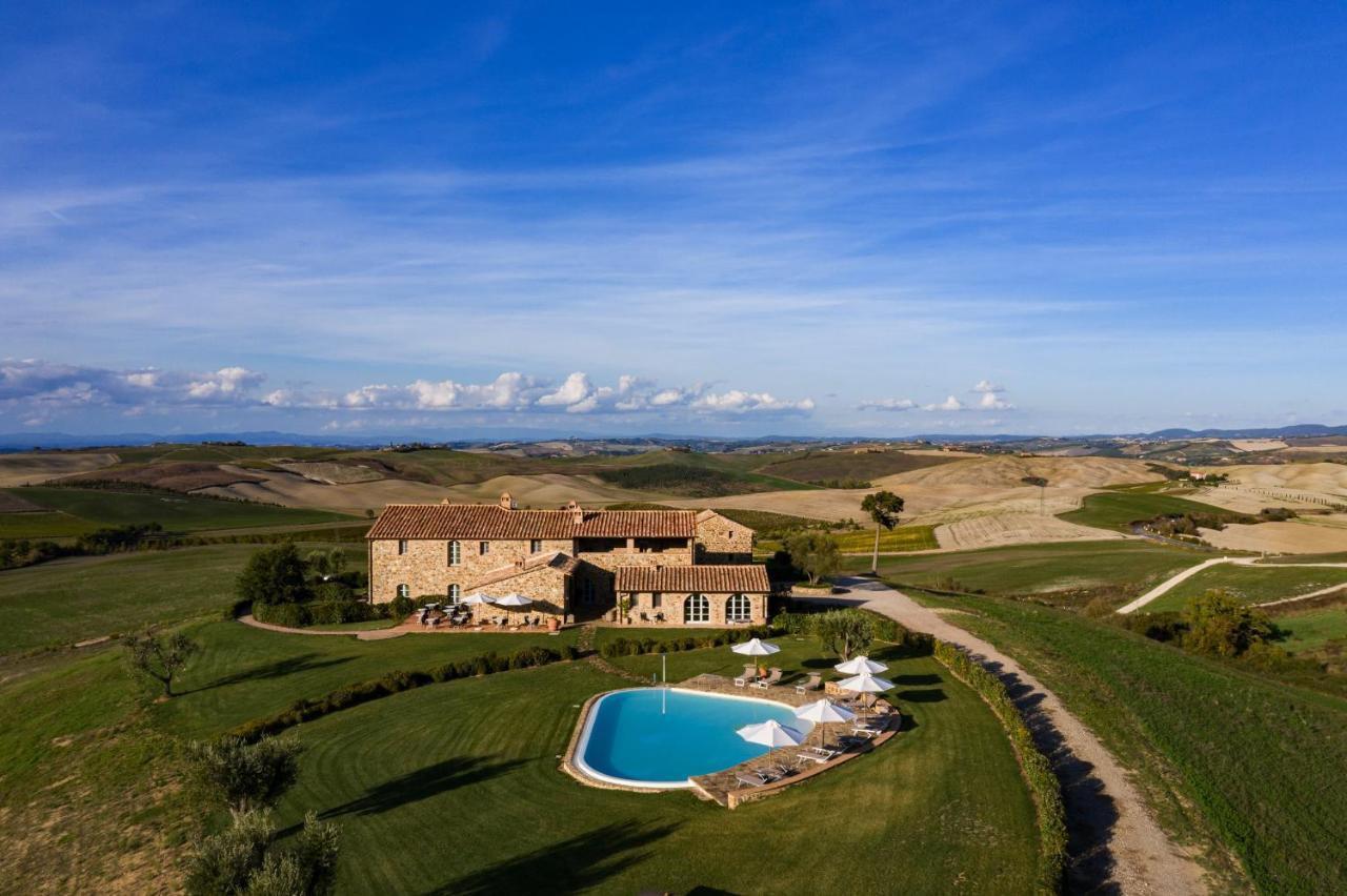 Casanova di Neri Relais Villa Montalcino Bagian luar foto